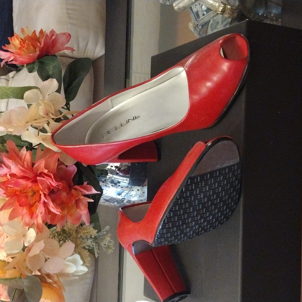 Bellini Red Pumps - Picture 4 of 4